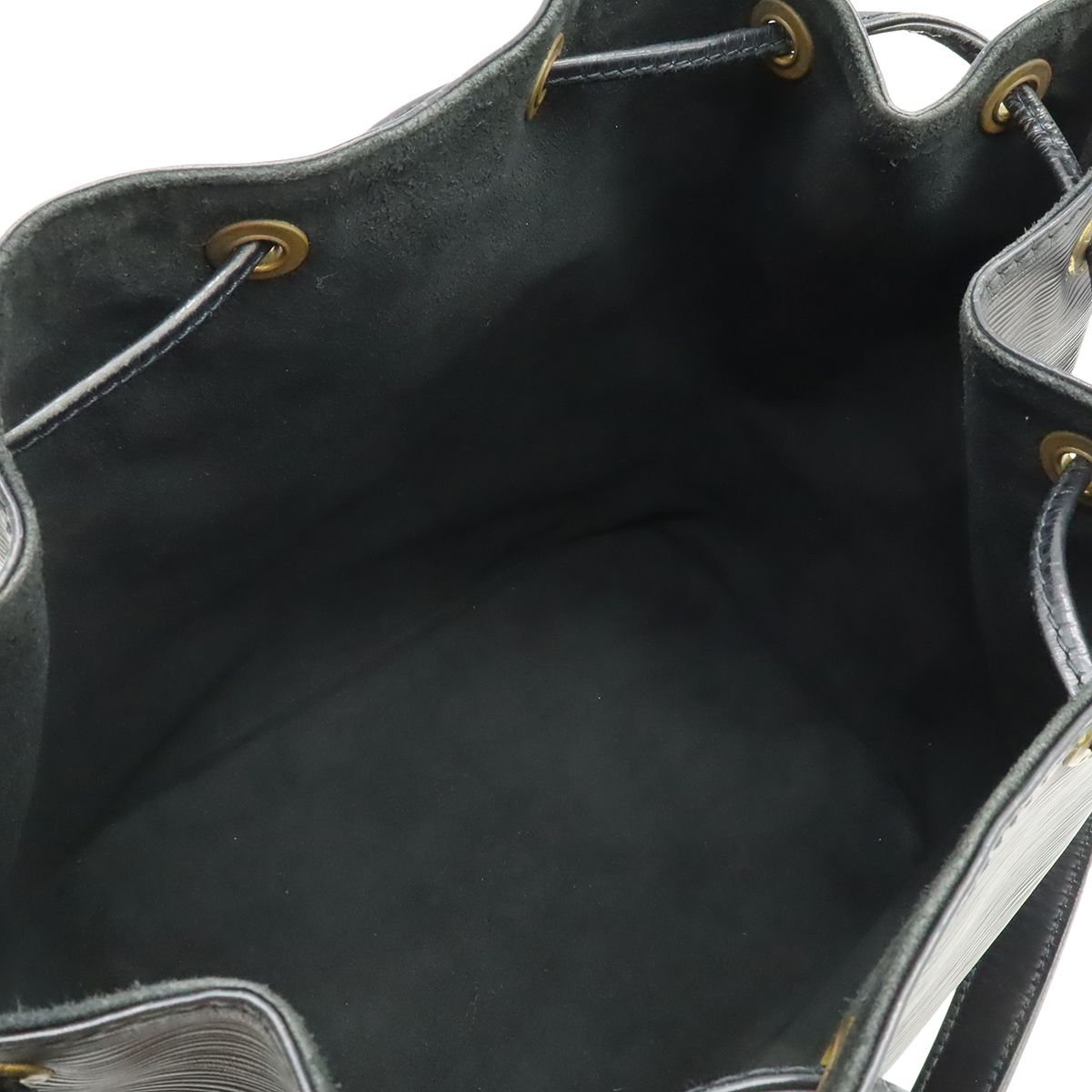 Louis Vuitton Epi Petit Noir Shoulder Bag Drawstring Black — view 5