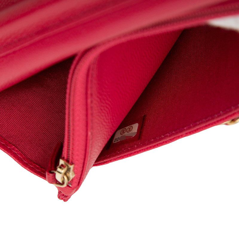Chanel 2.55 CC Logo Quilted Chain Wallet Shoulder Bag Red Caviar Leather — view 6