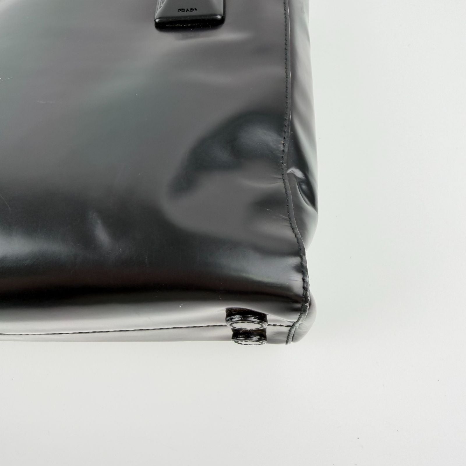 Prada Tote Black Enamel Vintage — view 8