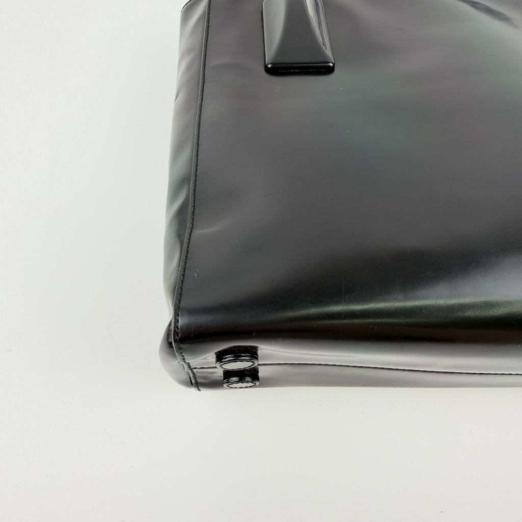 Prada Tote Black Enamel Vintage — view 7