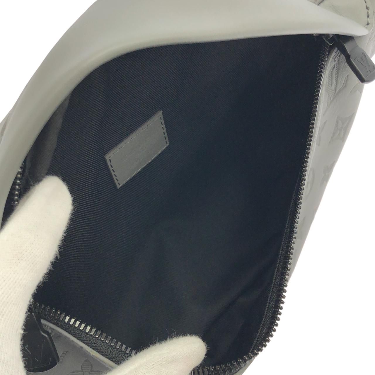 Louis Vuitton Monogram Shadow Discovery Bum Bag PM — view 7