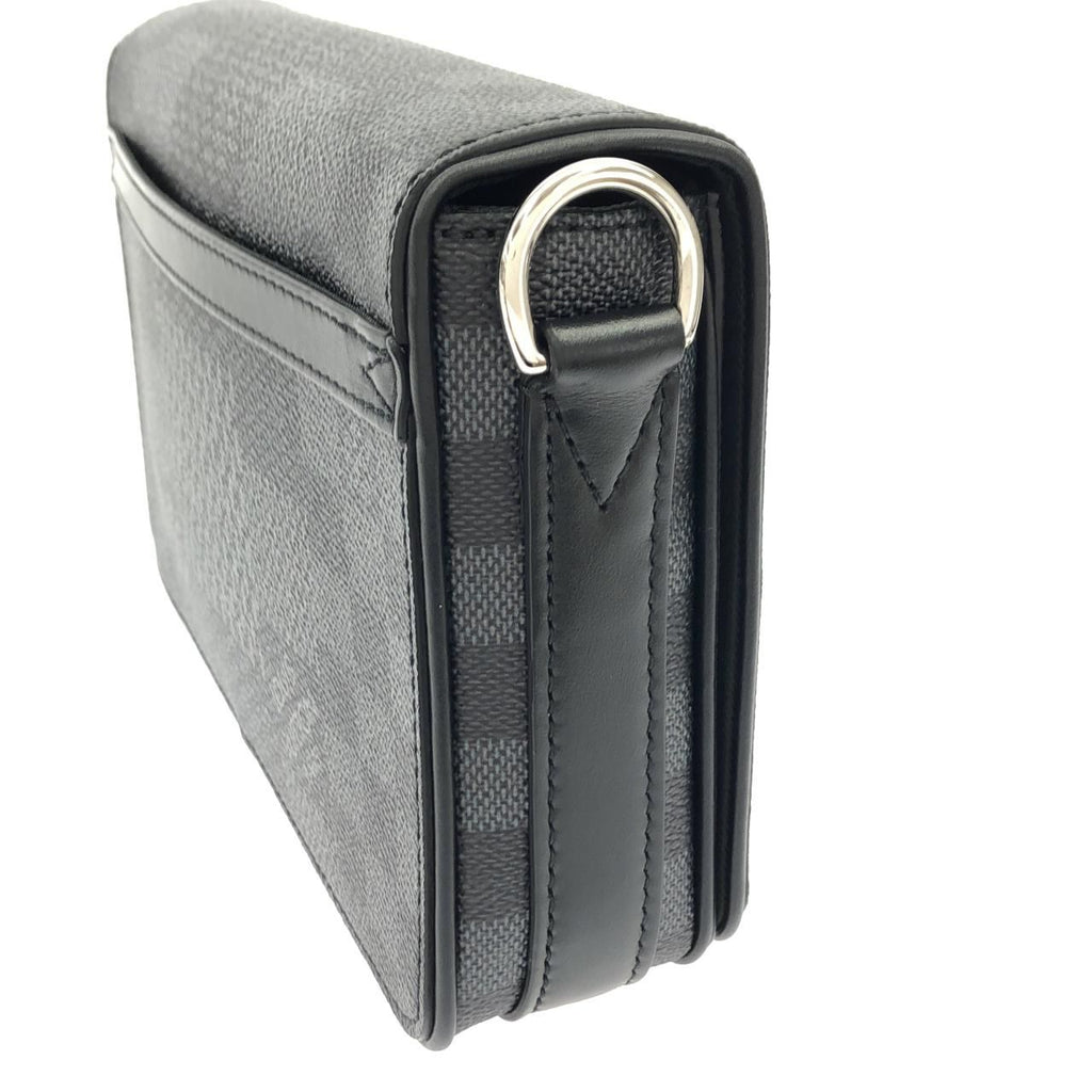 Louis Vuitton Damier Graphite Studio Messenger Shoulder Bag — view 4