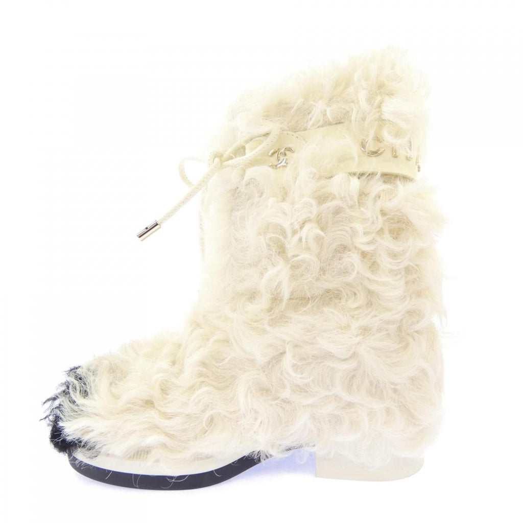 Chanel Boots Beige — view 2