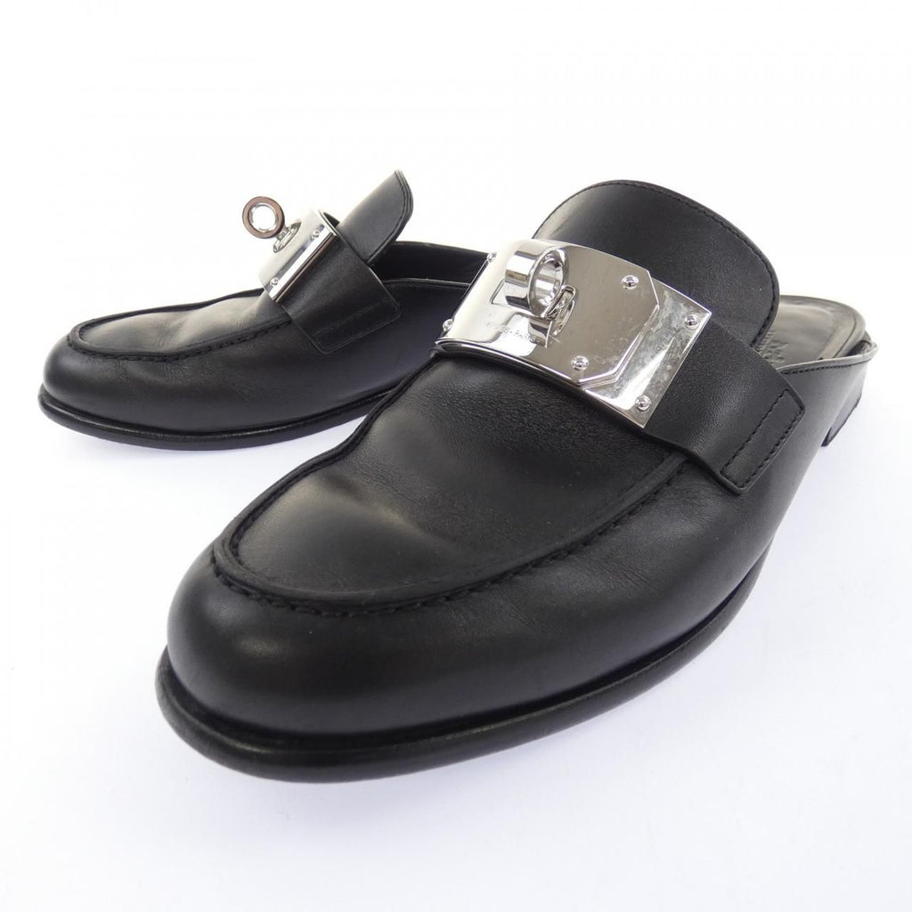 Hermes Jota Kelly Buckle Shoes — view 3