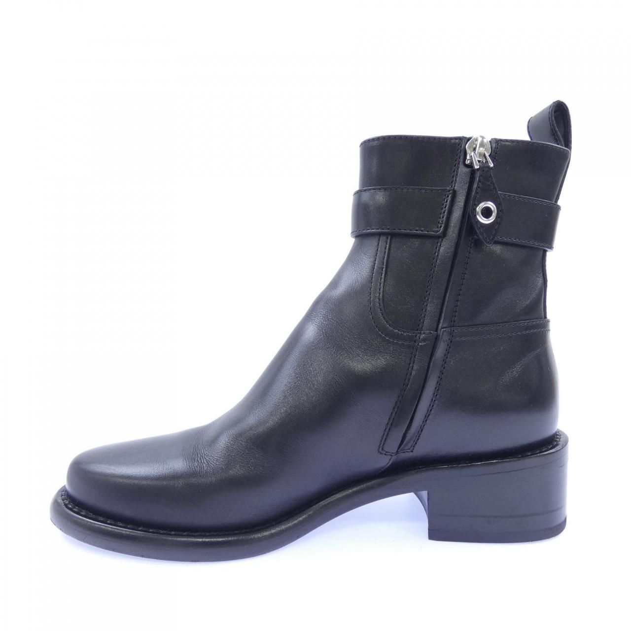 Louis Vuitton LV Circle Buckle West Side Line Boots — view 2