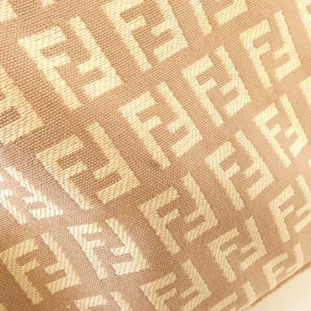 Fendi Lpn Shoulder Bag — view 4