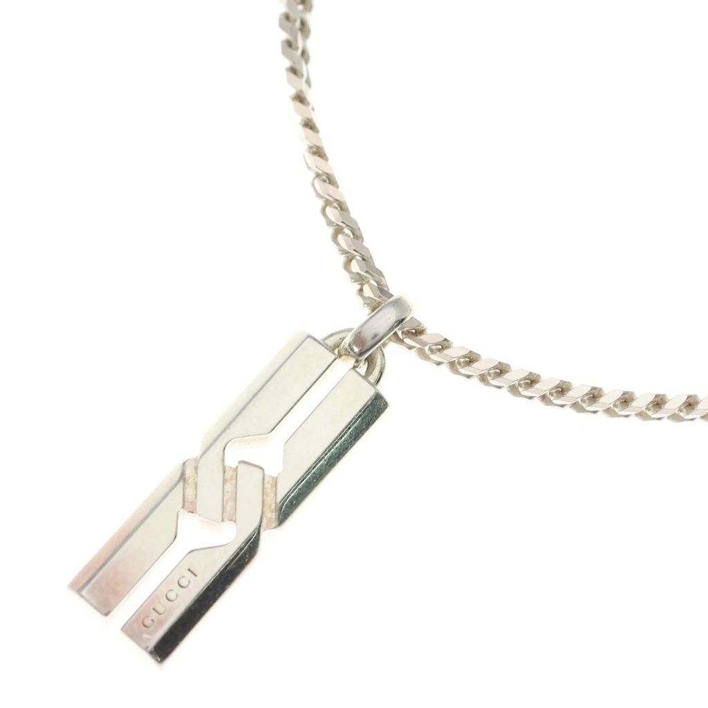 Gucci Knot Infinity Plate Necklace Silver