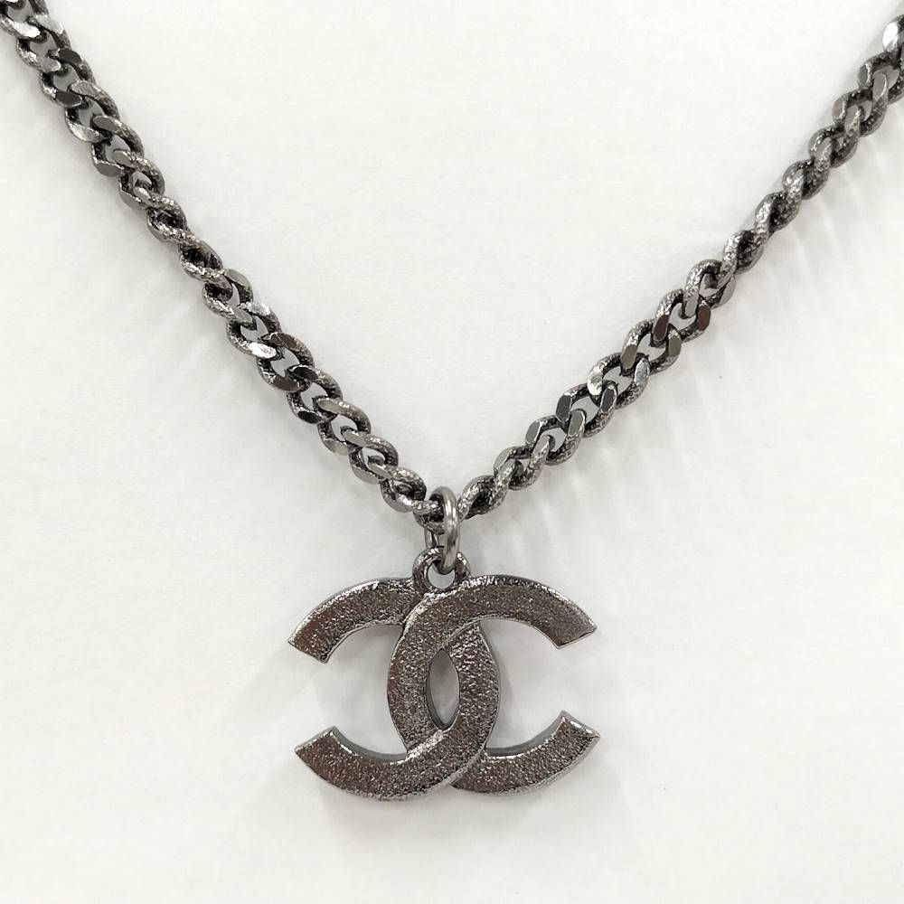 Chanel Necklace CC Logo Costume Pearl Rhinestone Silver Metal Plated — view 2