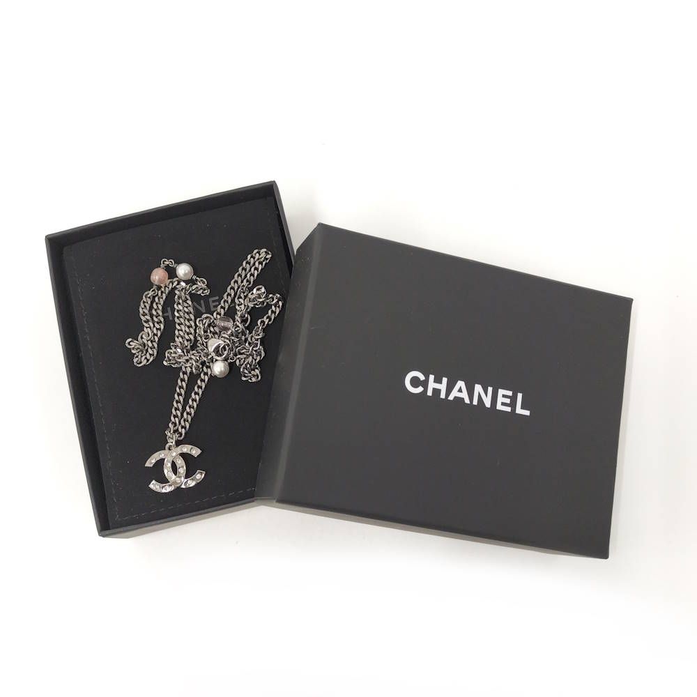 Chanel Necklace CC Logo Costume Pearl Rhinestone Silver Metal Plated — view 9