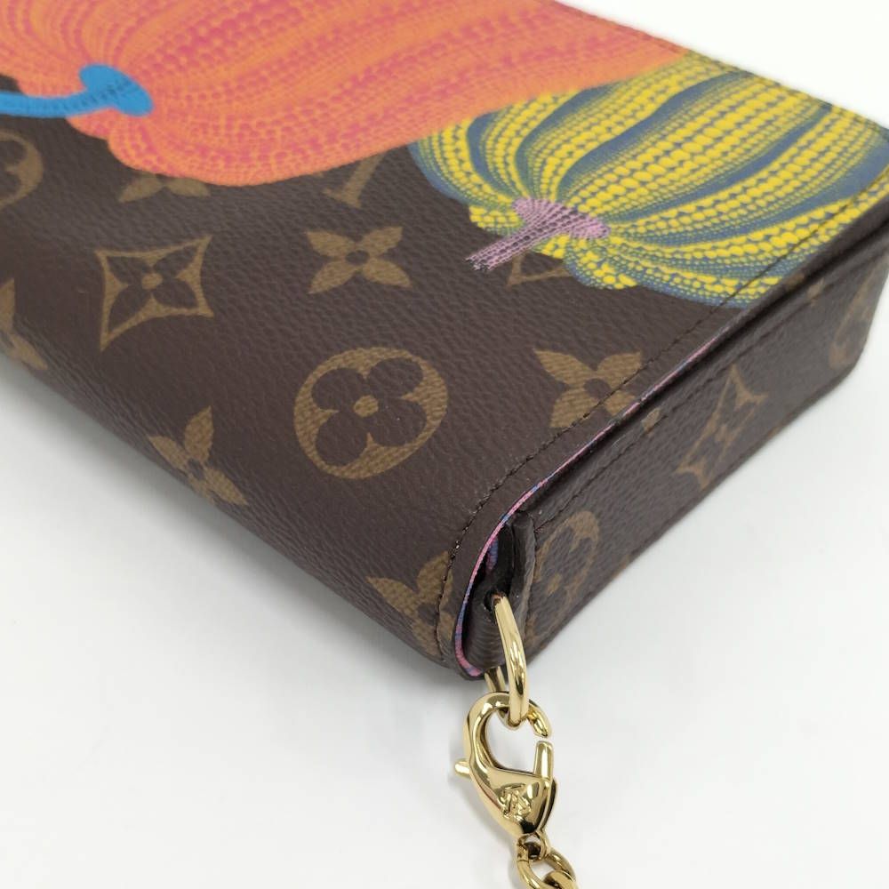 Louis Vuitton Chain Shoulder Bag LV Yk Yayoi Kusama Pochette Felicie Monogram — view 6