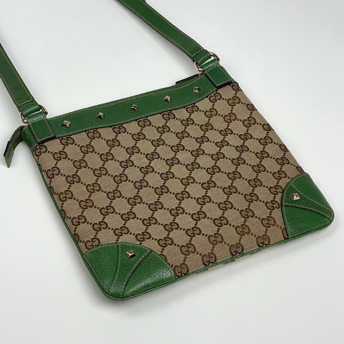 Gucci GG Pattern Shoulder Bag Studs Canvas Beige Green — view 2