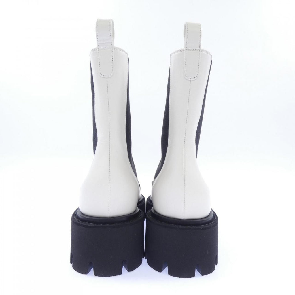 Chanel Ankle Boots White — view 5