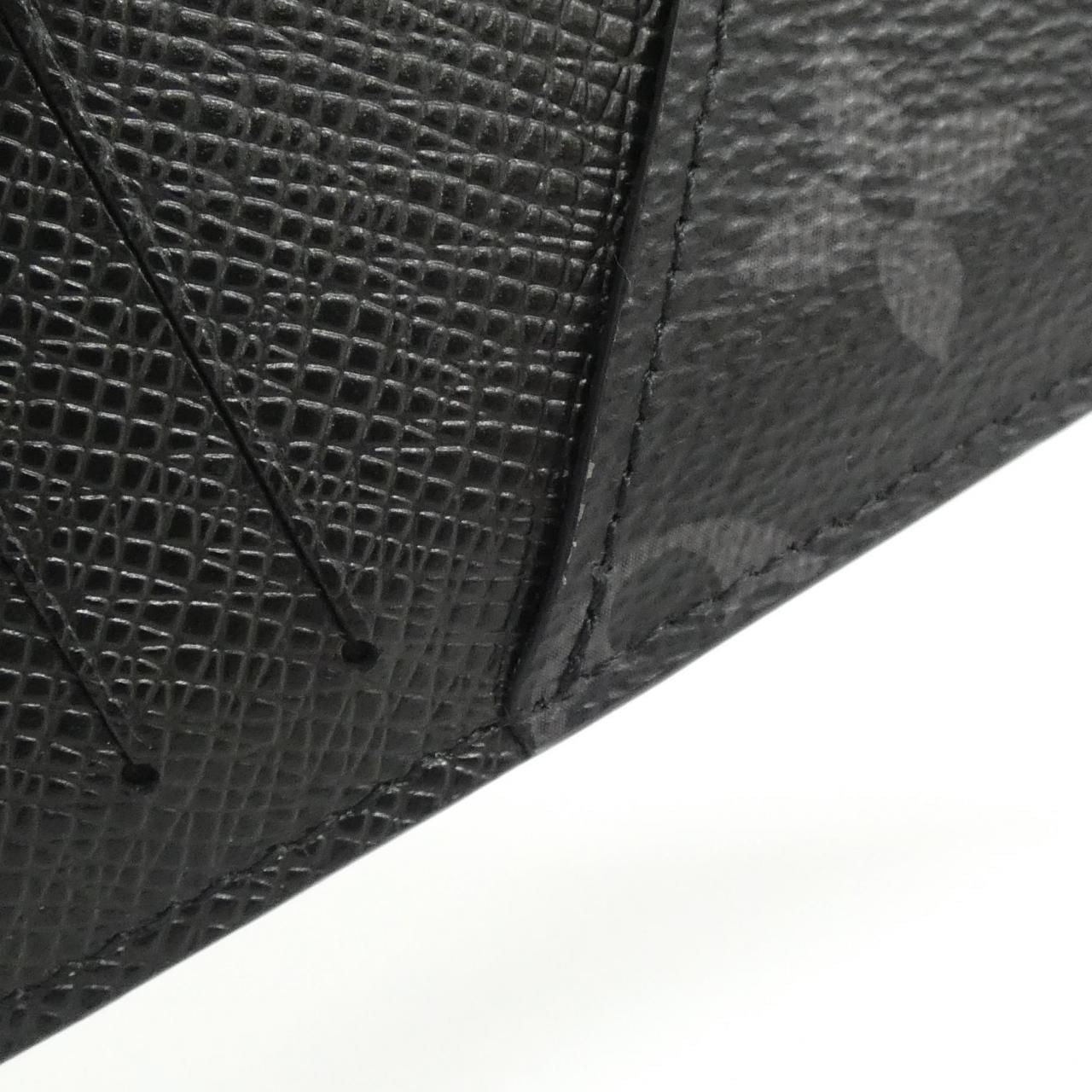 Louis Vuitton Taiga Llama Coin Card Holder Case — view 4