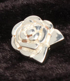 Chanel Pendant Top Camellia — view 2
