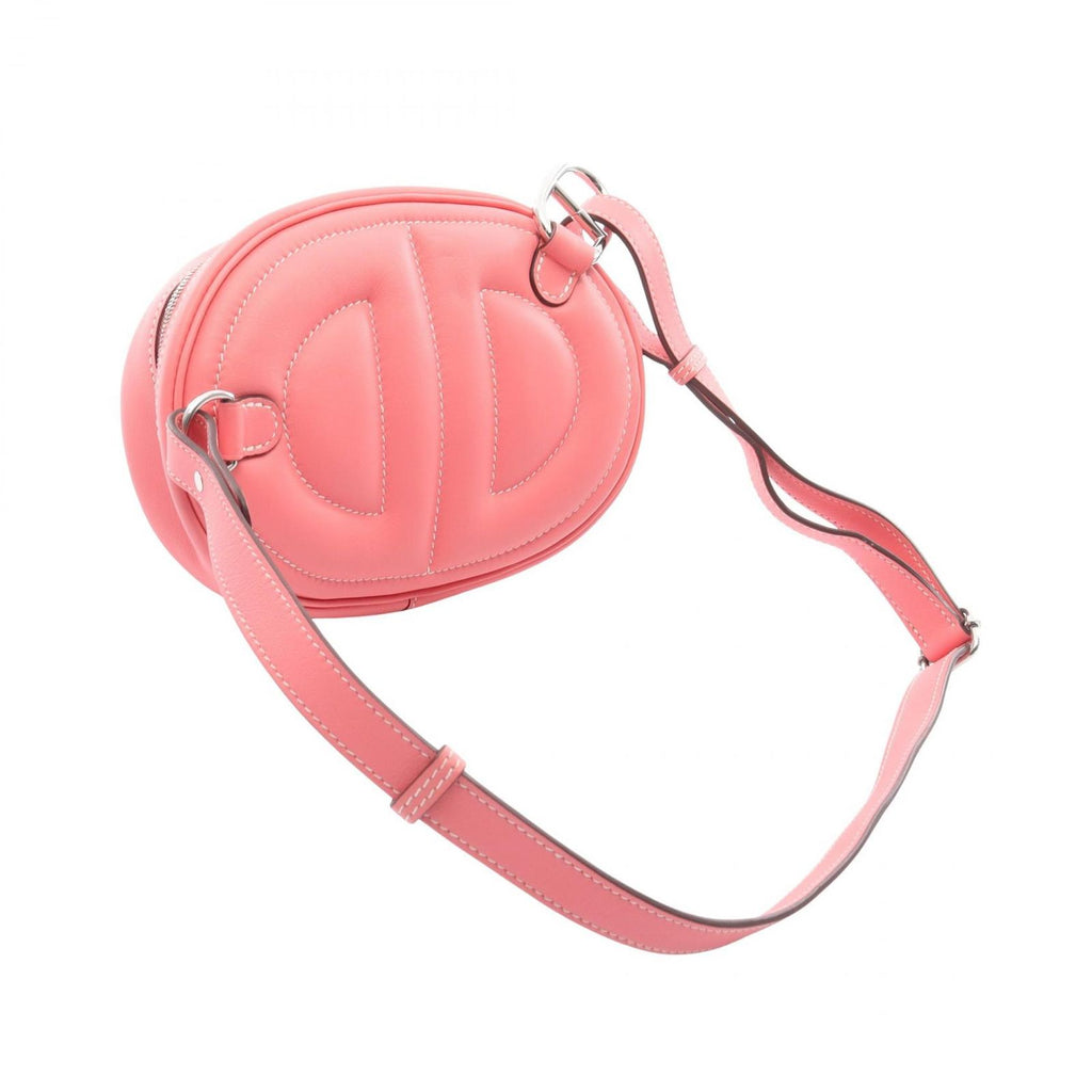 Hermes Waist Bag in the Loop Verso Roseete Terre Batue Leather Calf in the Belt — view 2