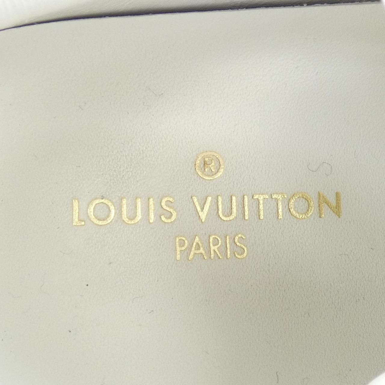 Louis Vuitton Monogram Pata Sneakers — view 6