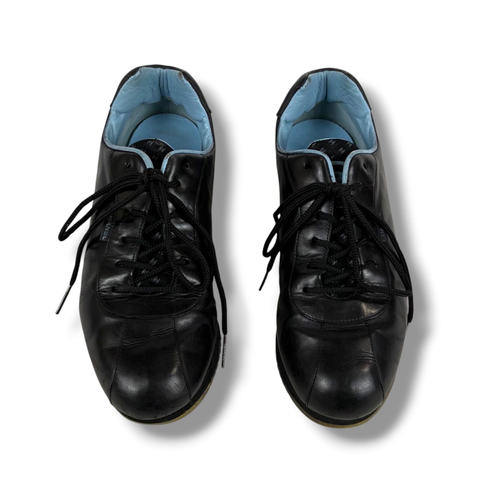 Chanel CC Logo Leather Low Cut Sneakers Black Light Blue — view 4