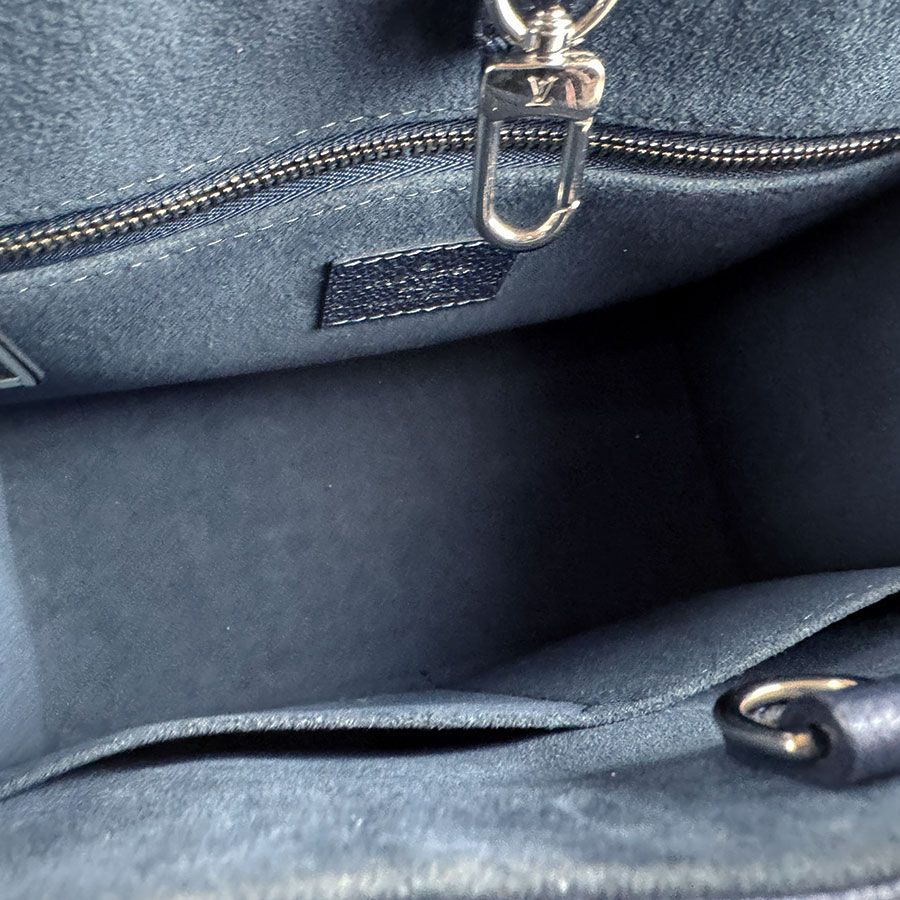 Louis Vuitton Shoulder Bag Monogram Empreinte On The Go PM — view 5