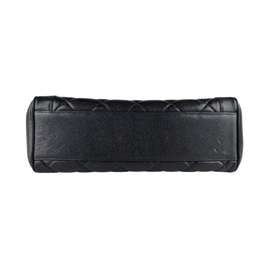 Chanel Handbag Black — view 4