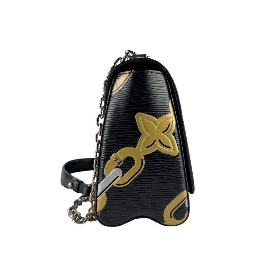 Louis Vuitton Shoulder Bag MM — view 2