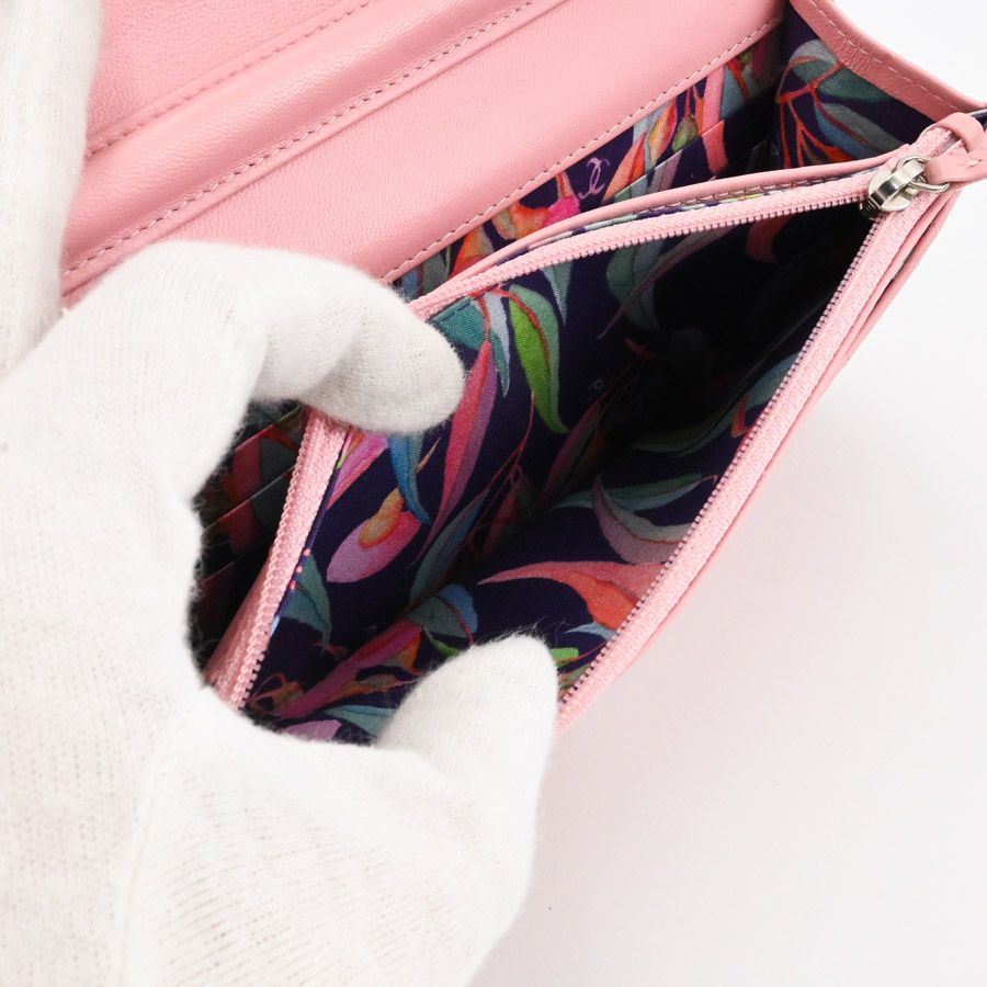 Chanel Chain Wallet Wild Stitch — view 6