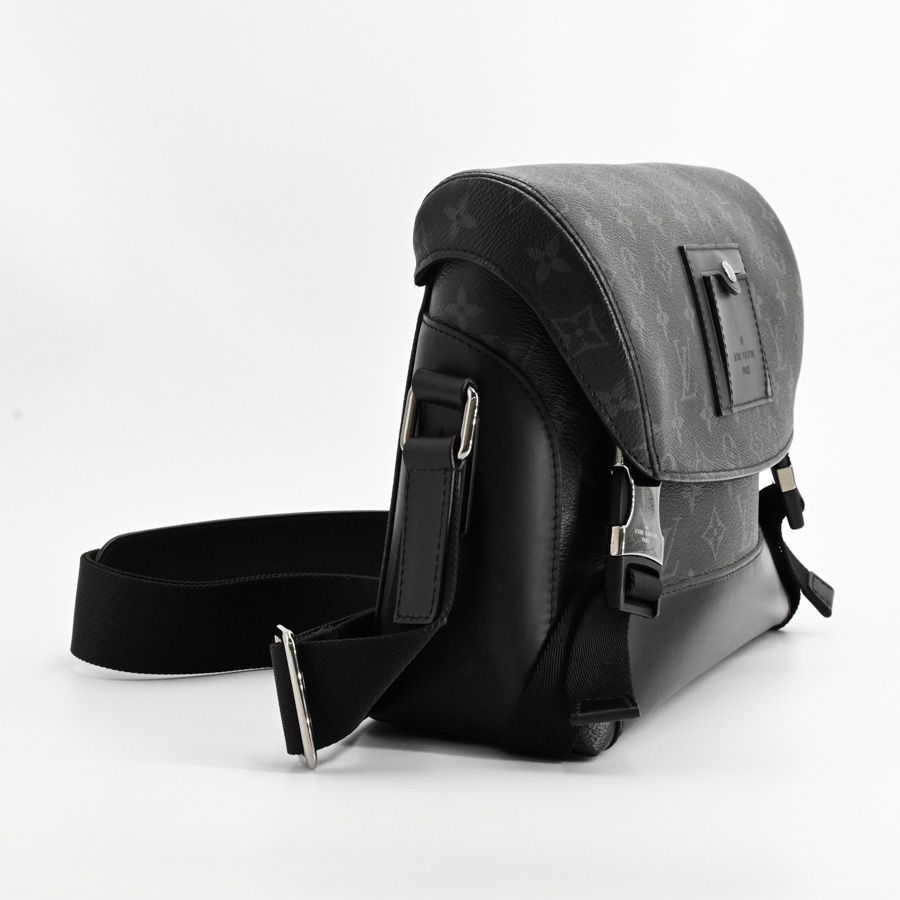 Louis Vuitton Shoulder Bag Messenger Voyage PM — view 2