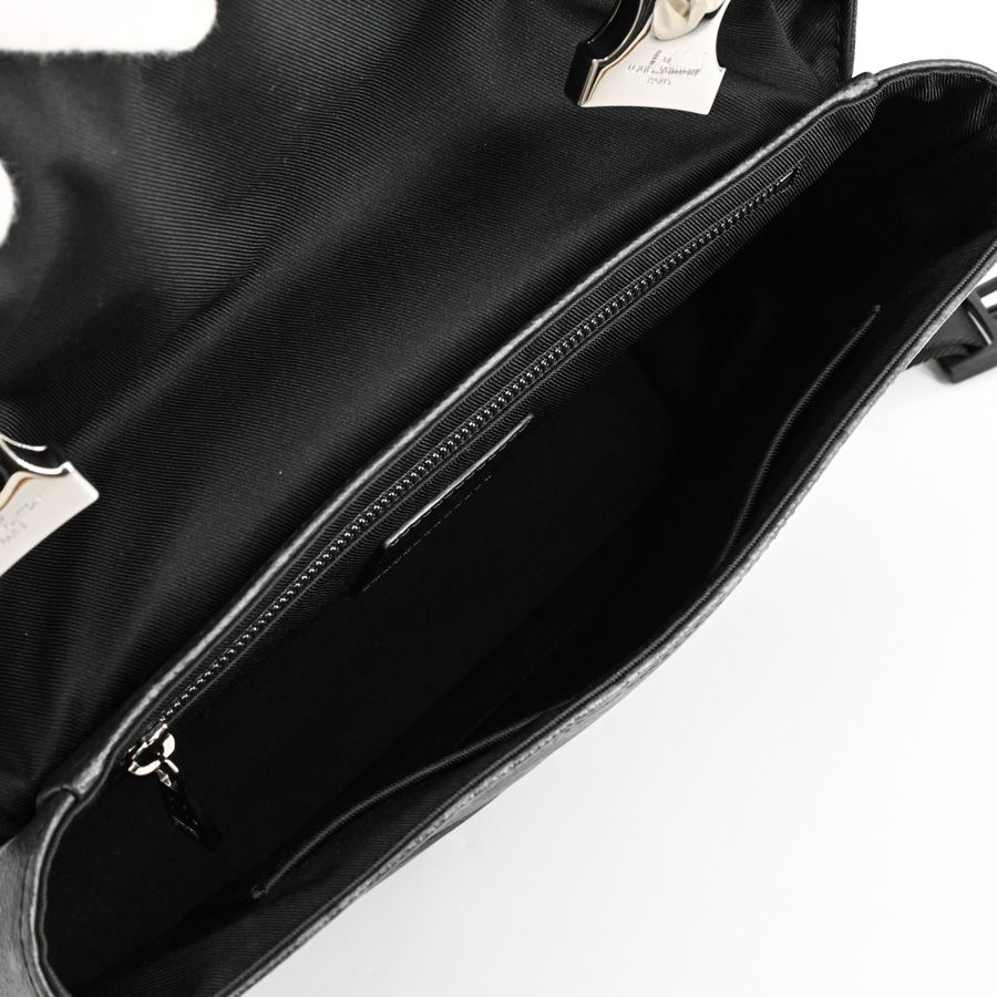 Louis Vuitton Shoulder Bag Messenger Voyage PM — view 4