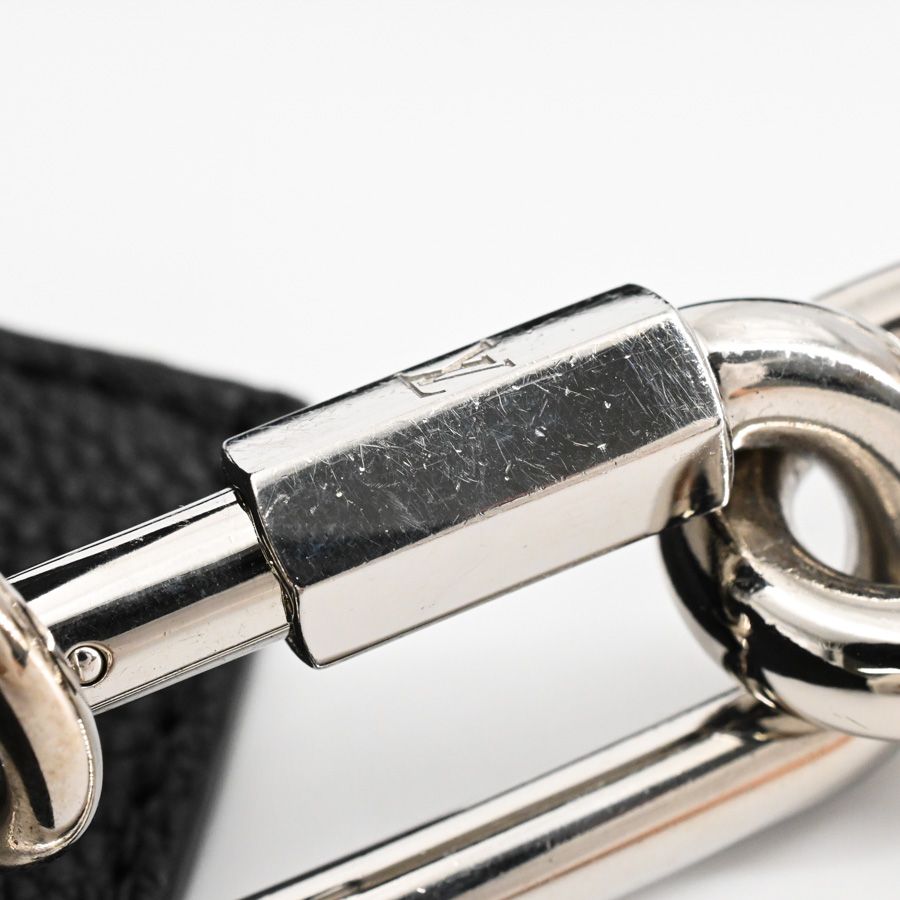 Louis Vuitton Shoulder Bag Sac Plat XS — view 7