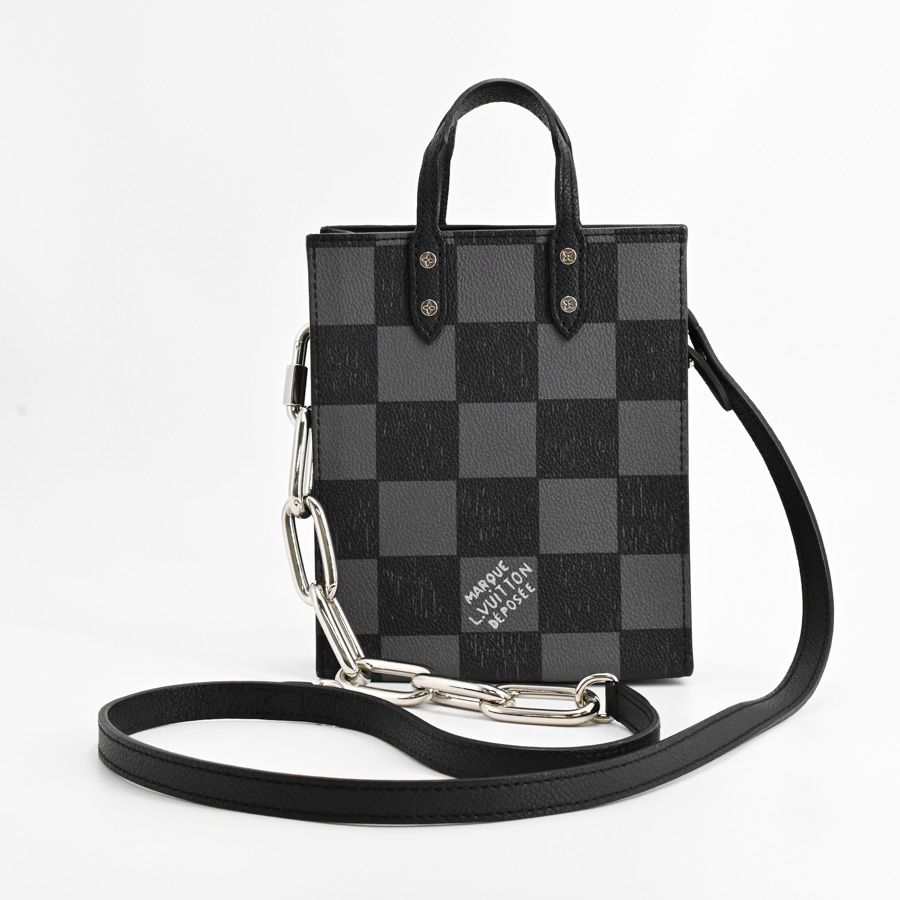 Louis Vuitton Shoulder Bag Sac Plat XS — view 3