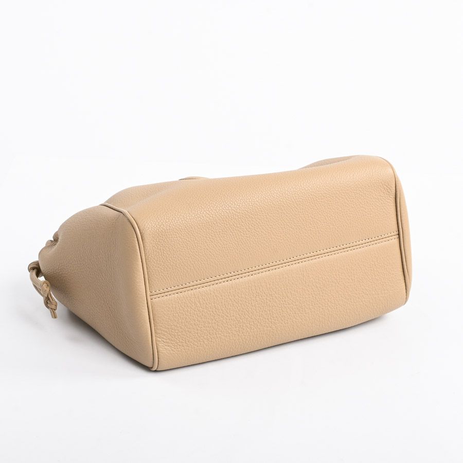 Celine Shoulder Bag Cuir Triomphe Small Lucky Drawstring — view 5