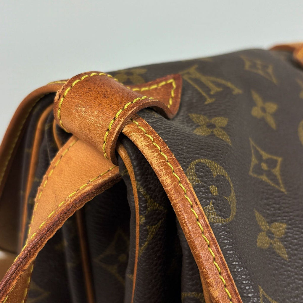 Louis Vuitton Saumur 35 Crossbody Shoulder Bag Monogram Brown — view 5