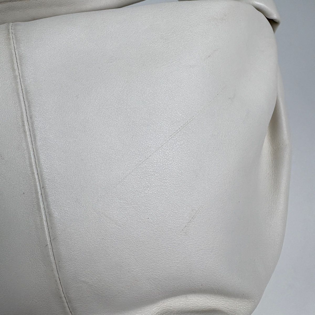 Bottega Veneta Double Ofto Shoulder Bag Leather White — view 5