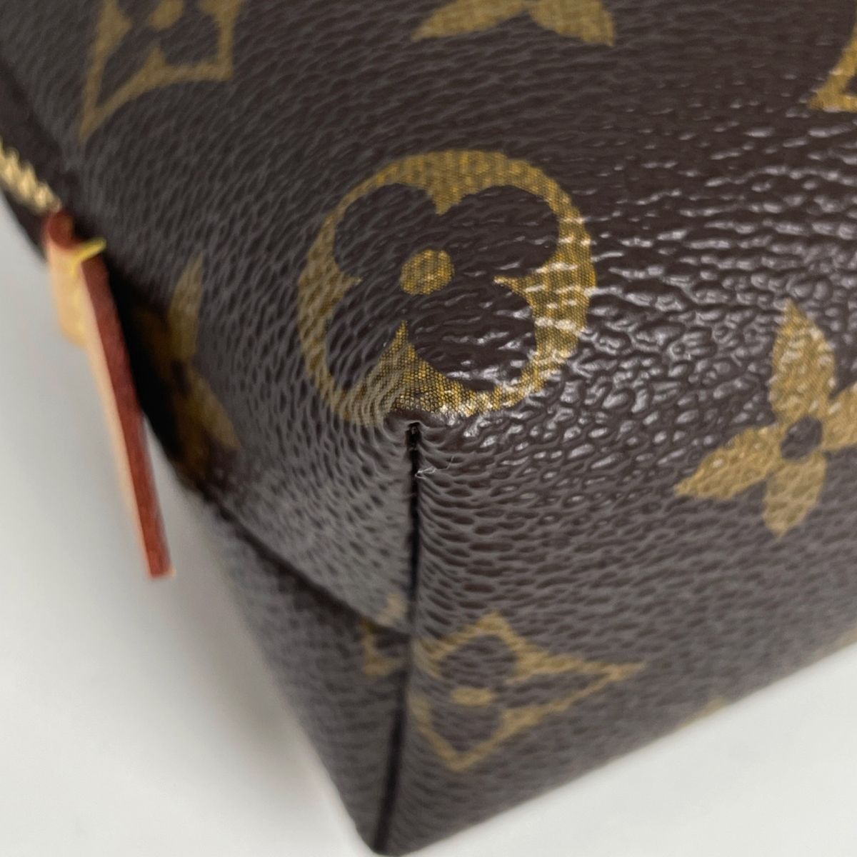 Louis Vuitton Pochette Makeup Pouch Monogram Brown — view 3