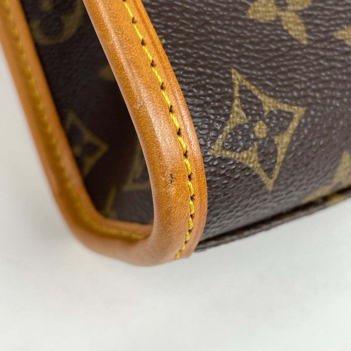 Louis Vuitton Shoulder Bag 2-Way Monogram Brown — view 3