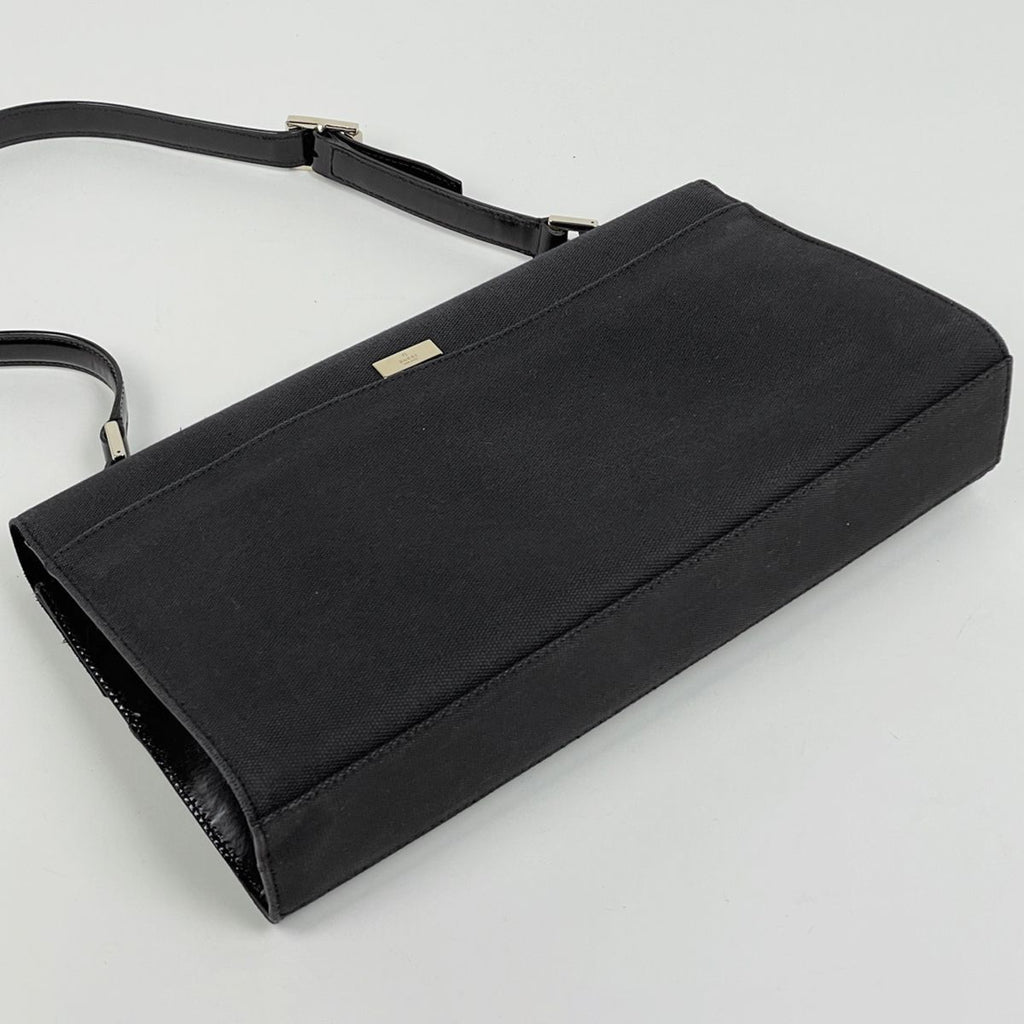 Gucci Logo Shoulder Bag Canvas Black — view 2
