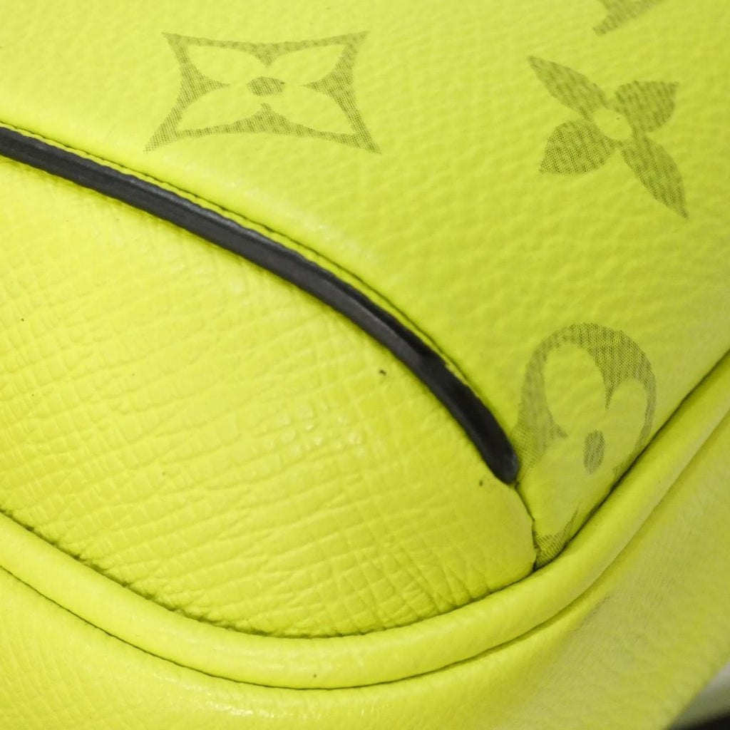 Louis Vuitton Taiga Llama Bum Bag Outdoor — view 4