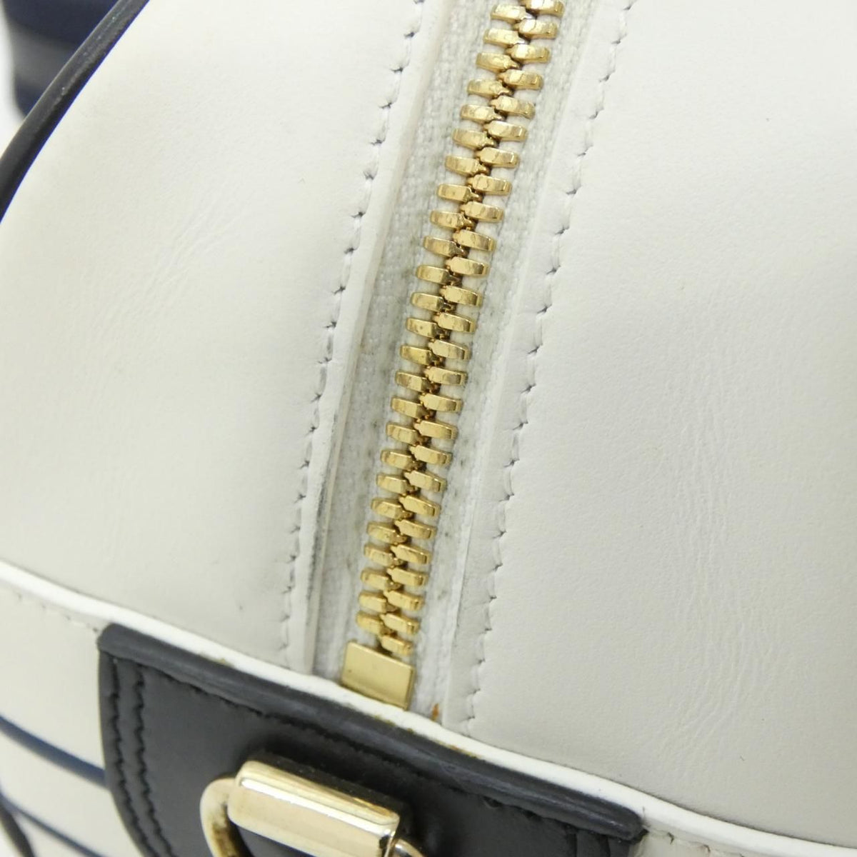 Dior Vibe Small Bag — view 7