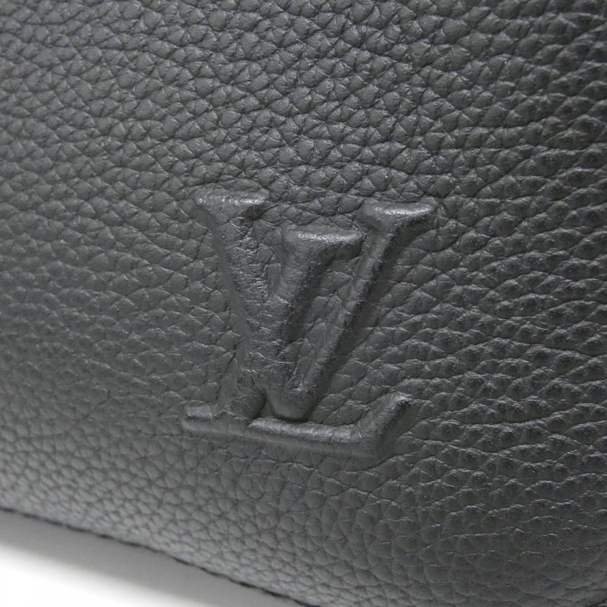 Louis Vuitton LV blamu Briefcase — view 4