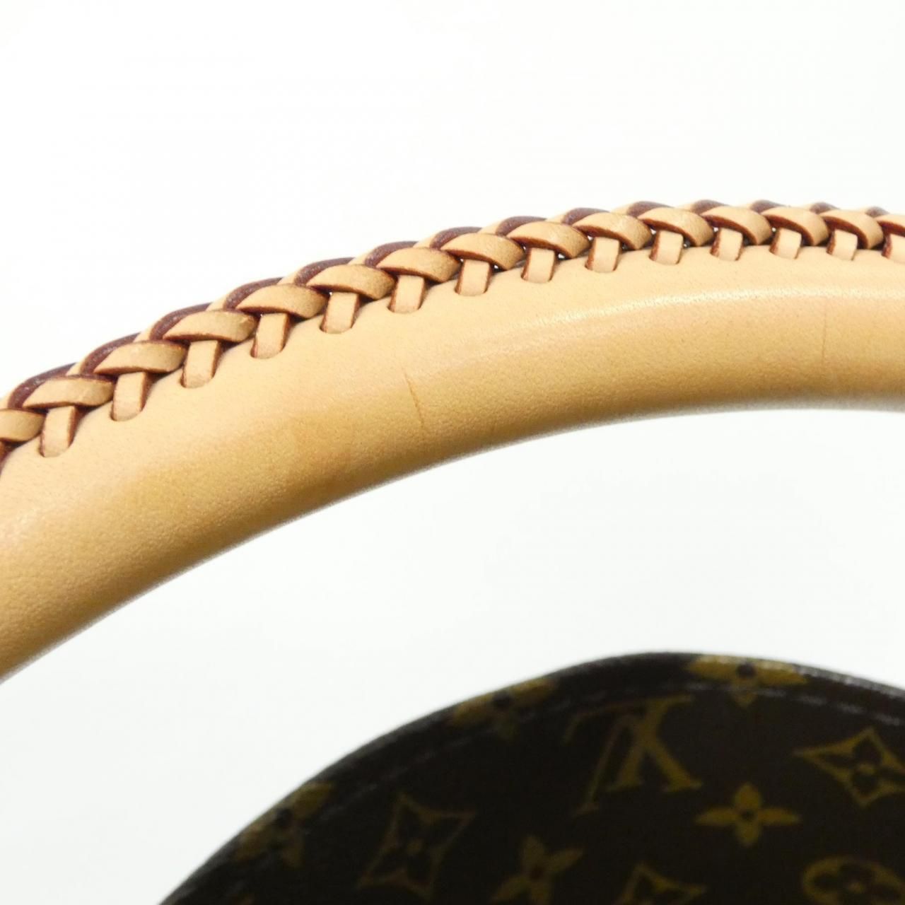 Louis Vuitton Monogram Artsy MM Shoulder Bag — view 5
