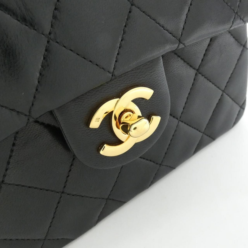 Chanel Vintage Shoulder Bag — view 4