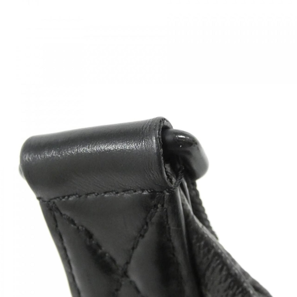 Louis Vuitton Monogram lanine Discovery Bamubag Shoulder Bag — view 6