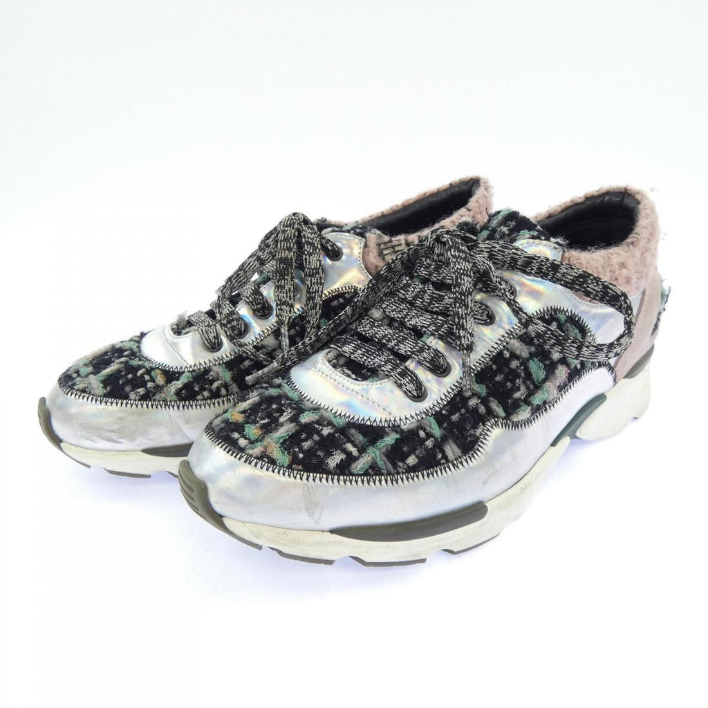 Chanel Sneakers Silver — view 3