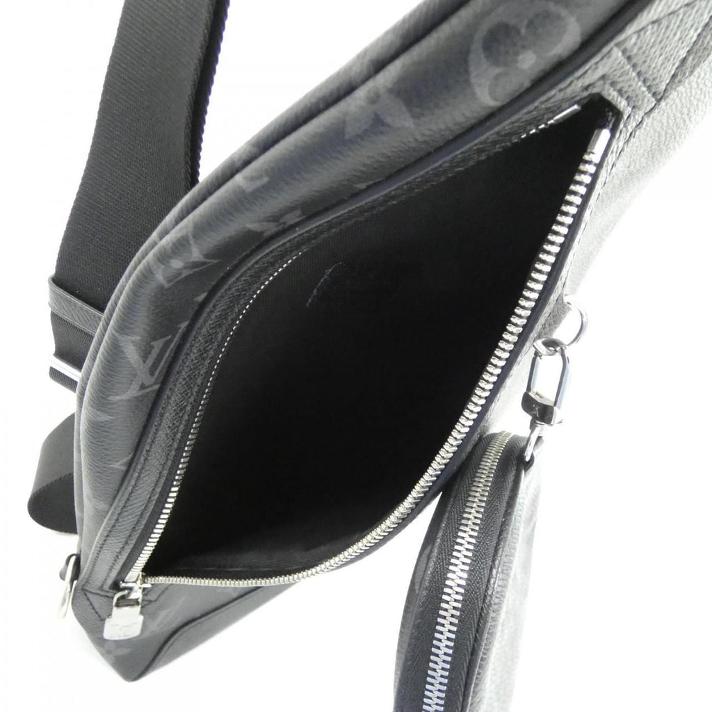 Louis Vuitton Taiga Sling Bag — view 7