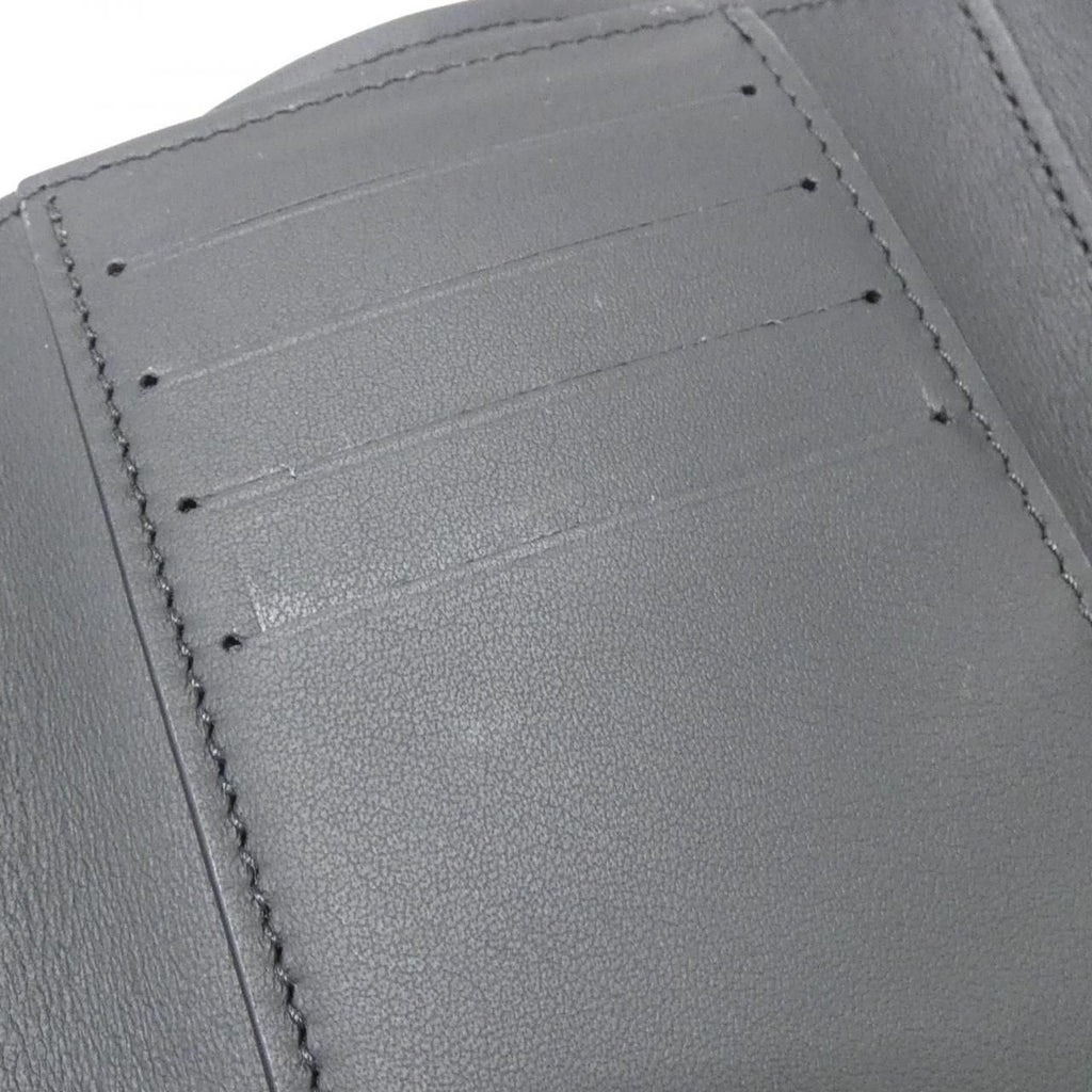Louis Vuitton Portefeuille Capucines Compact Wallet — view 5