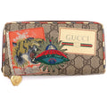 Gucci GG Supreme Courier Round Wallet