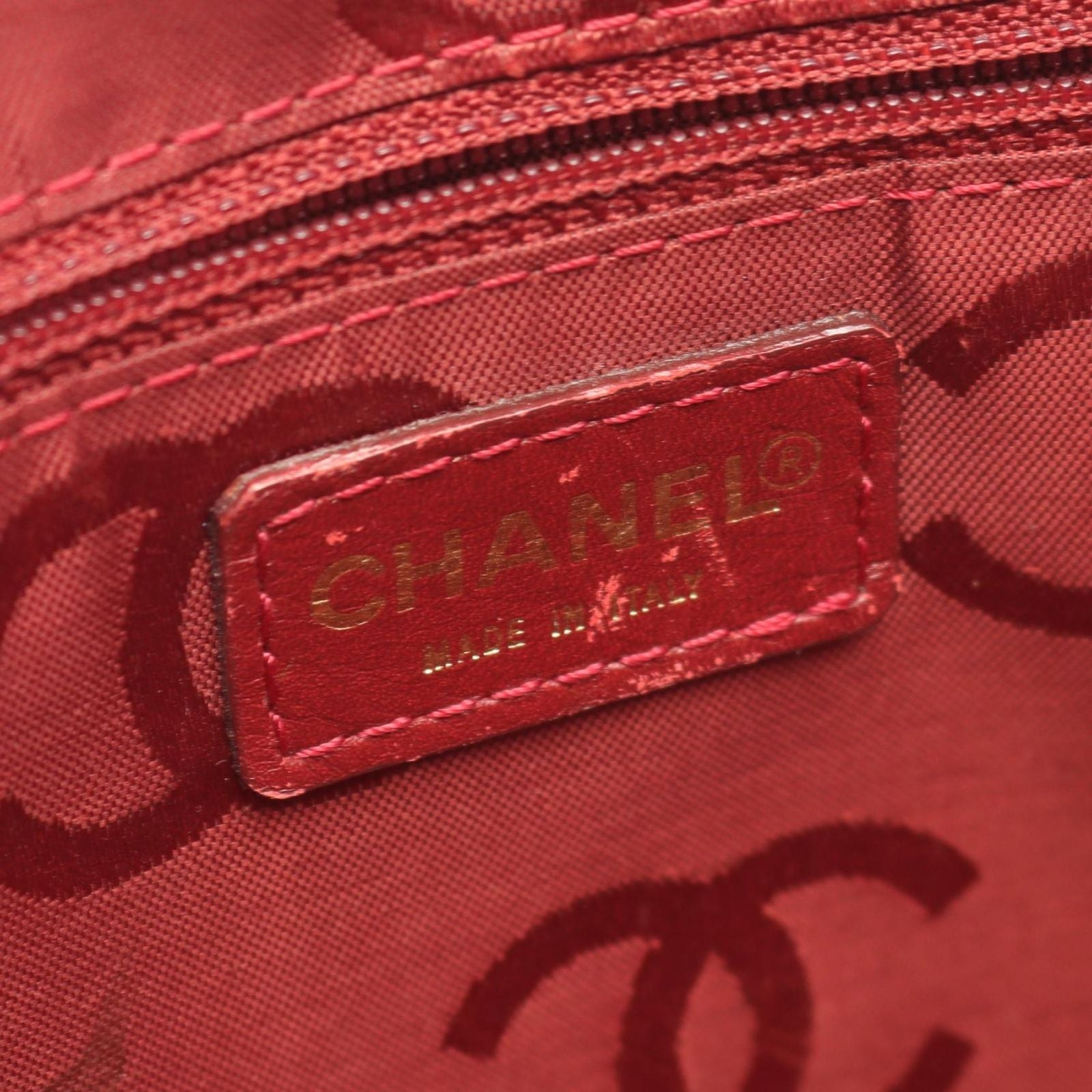 Chanel Handbag Wild Stitch Red Leather — view 4