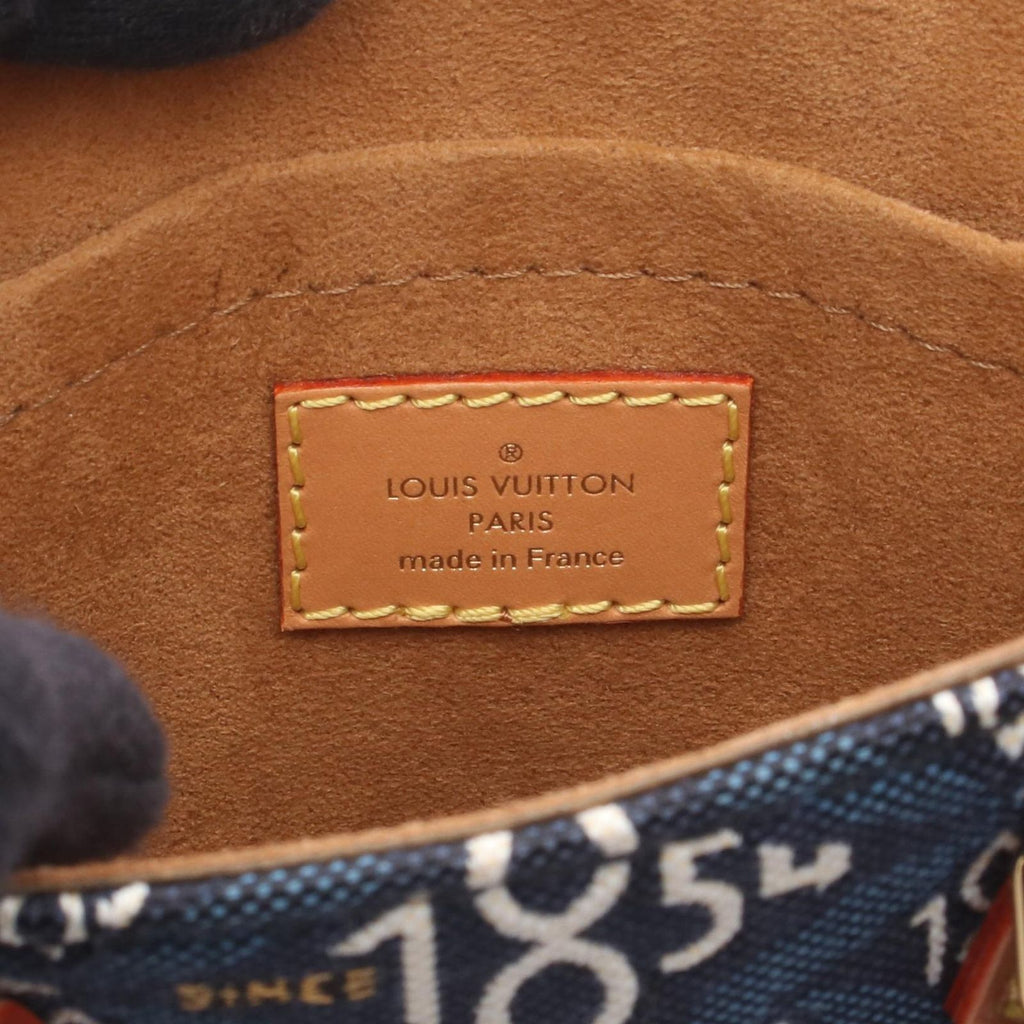 Louis Vuitton Handbag Petite Sac Plat Since Blue Canvas Leather — view 4