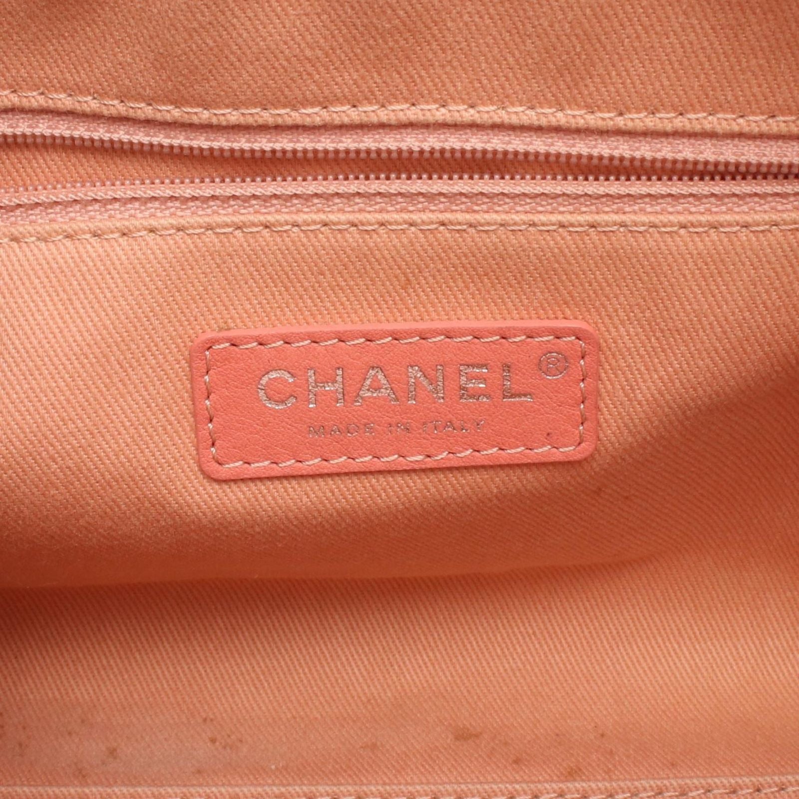 Chanel Shoulder Bag Deauville Sa Mont Pink Canvas Leather — view 4