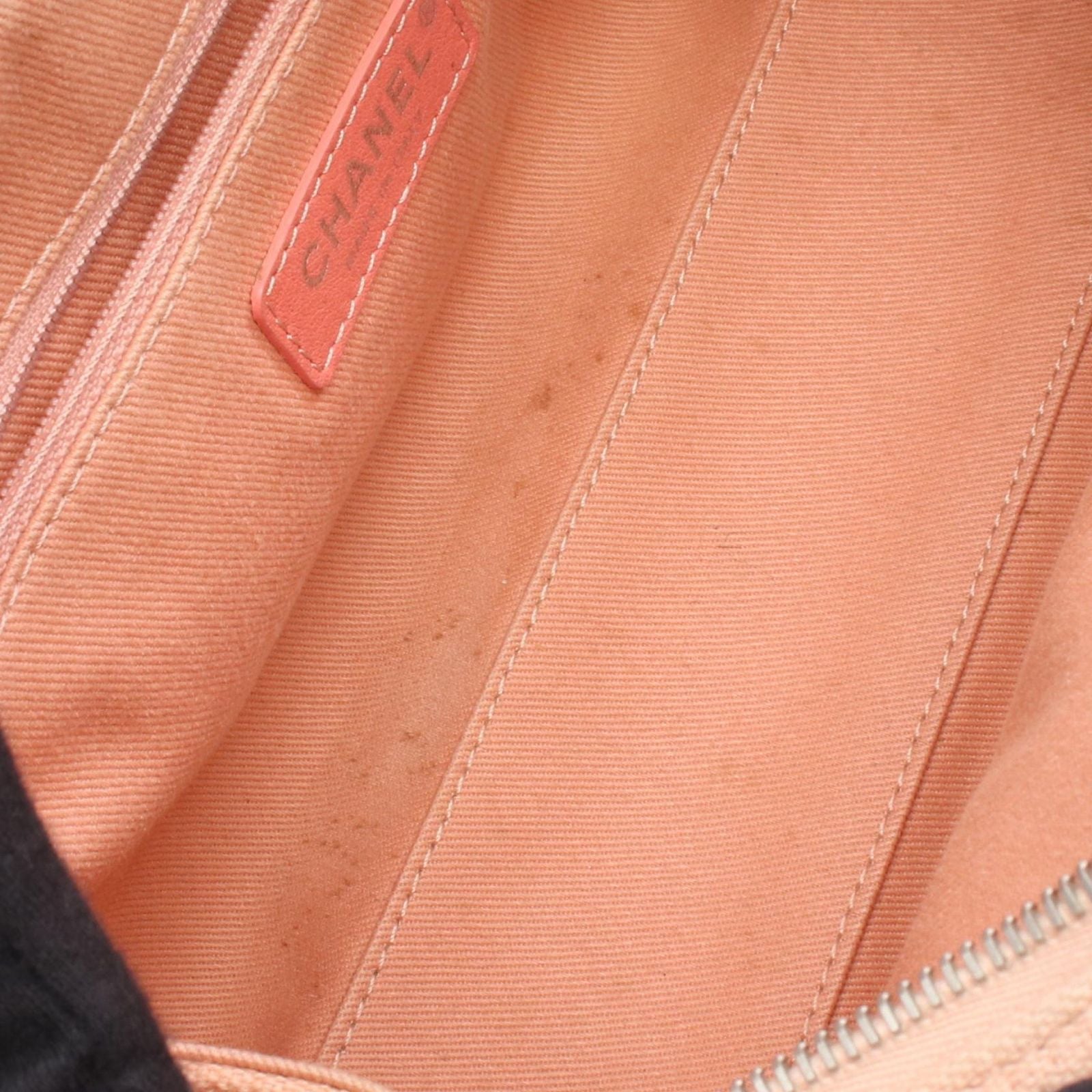 Chanel Shoulder Bag Deauville Sa Mont Pink Canvas Leather — view 6