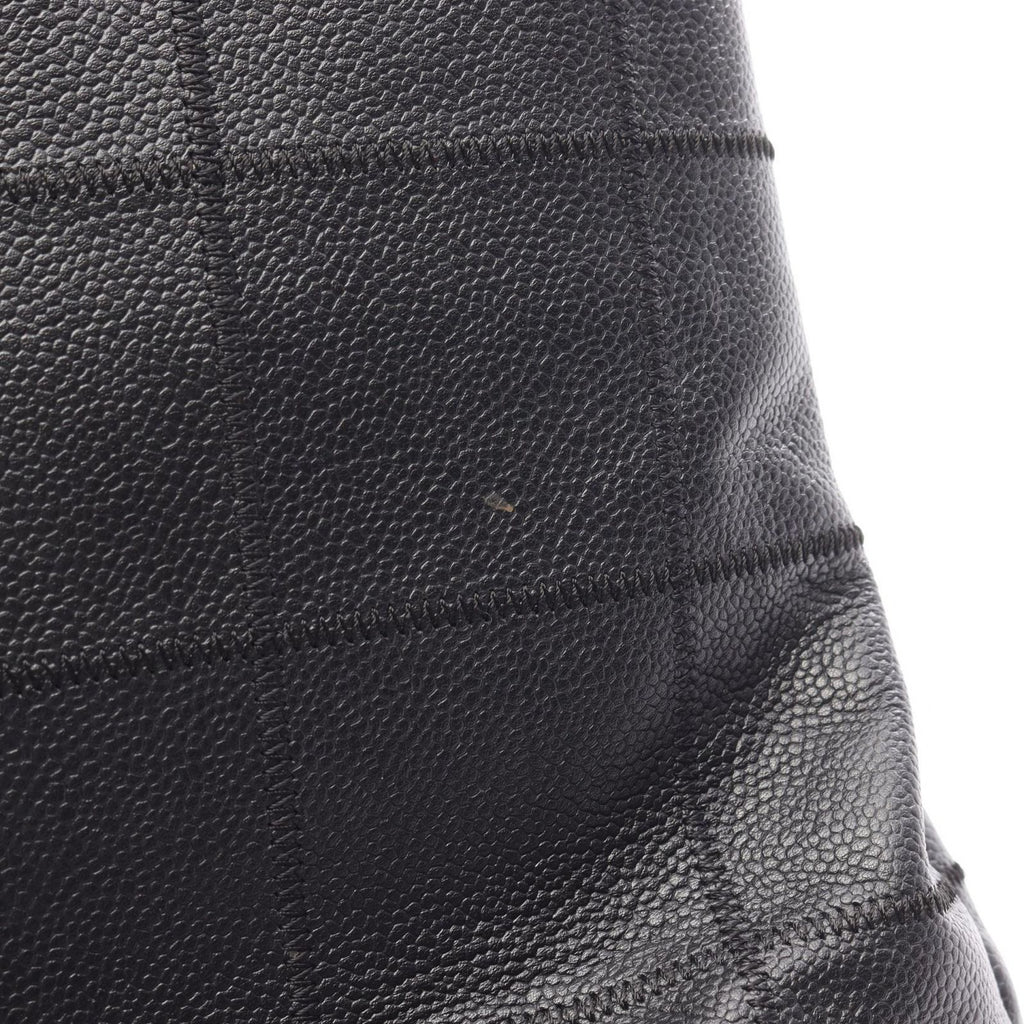 Chanel Tote Choco Bar Black Calf — view 7